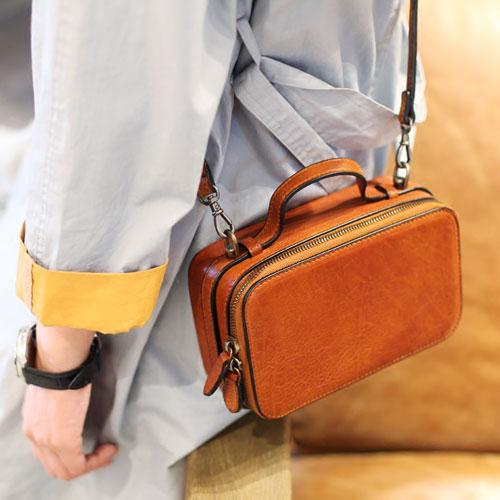 Vintage Womens Brown Leather Box Satchel Handbag Square Shoulder Bag H