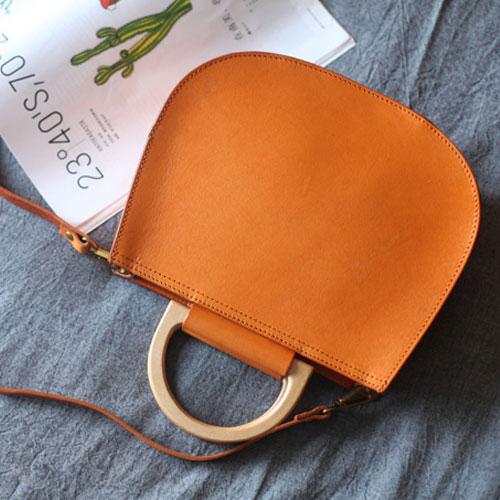 The Circle Handbag, Clutch Bag - Leather Clutch Hand Bag - Women Messenger  Bag with Circular Handle, Shoulder Bag