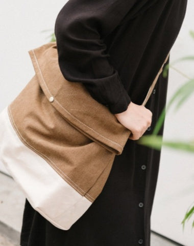 best canvas messenger bag​ Ladies Canvas Laptop Messenger Bag Khaki Canvas Messenger Bag for Women Large Crossbody Bag 