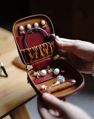 Cute Women Blue Leather Small Jewelry Organizer Mini Jewelry Portable Jewelry Storage Box For Women