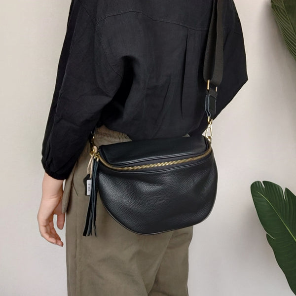 Fashion Women Black Leather Small Saddle Shoulder Bag Side Bag Black S