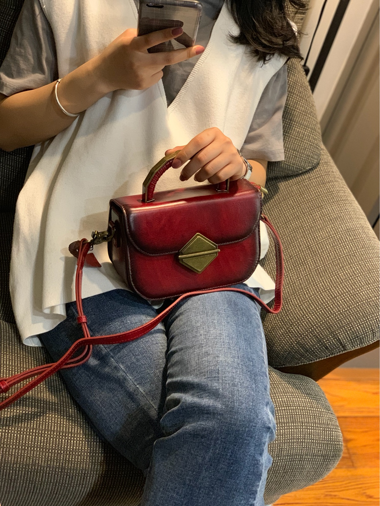 Buy TOYOOSKY Leather Small Cross Body Purse Crossbody Bag Black Red Evening  Party Wedding Clutches Shoulder Bag at Amazon.in